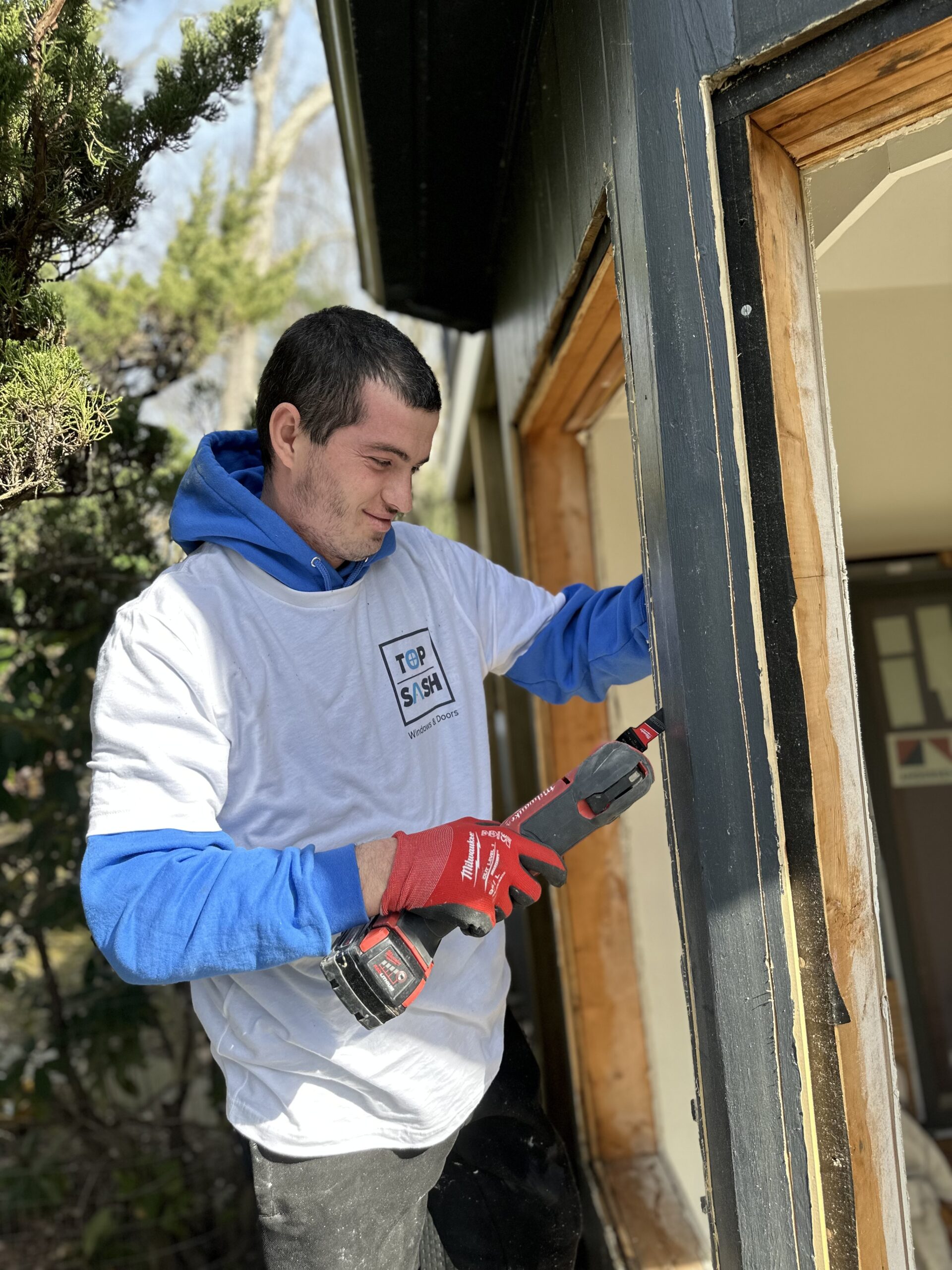 Brookline_window_installer